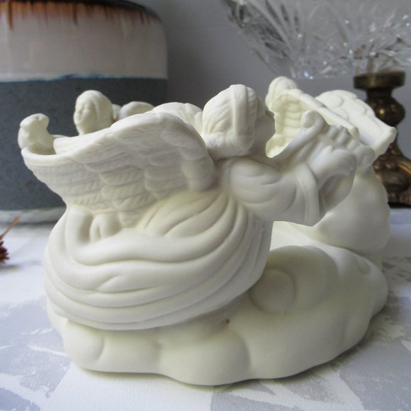 Porcelain Biscuit Candlestick Trio of Angels 1990s - Picture 11 of 16